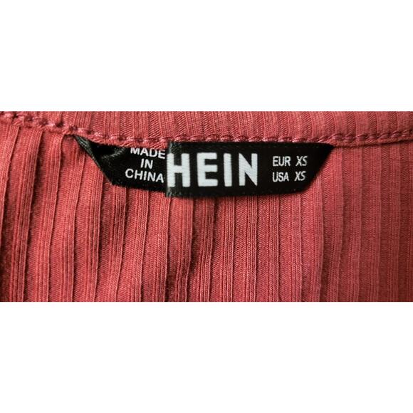 Shein Crop Top Juniors VNeck w/Floral Elastic Hem Size XS (Set of 2) Creme& Rose - Picture 12 of 14